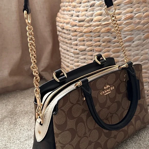 Coach Signature Brown and Black Purse - Picture 8 of 8